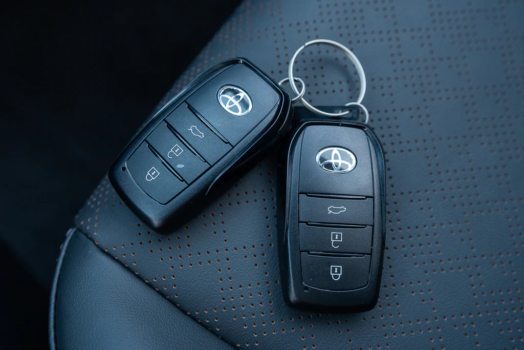 Toyota-Corolla-Hybrid-1.8L-Elite-Petrol-Automatic-Transmission-2025-17